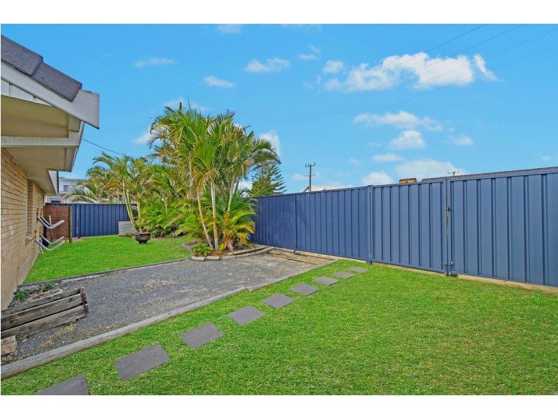 1 Seaview Avenue, Dunbogan NSW 2443