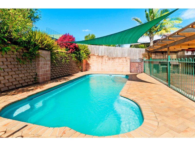 24 Fiona Crescent, Lake Cathie NSW 2445