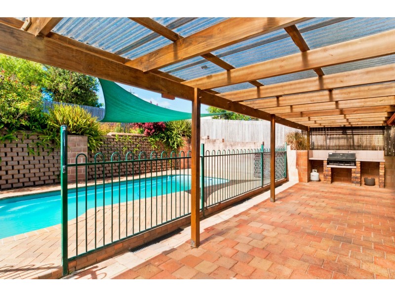 24 Fiona Crescent, Lake Cathie NSW 2445