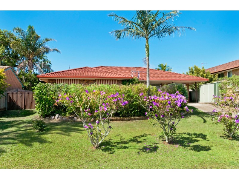 24 Fiona Crescent, Lake Cathie NSW 2445