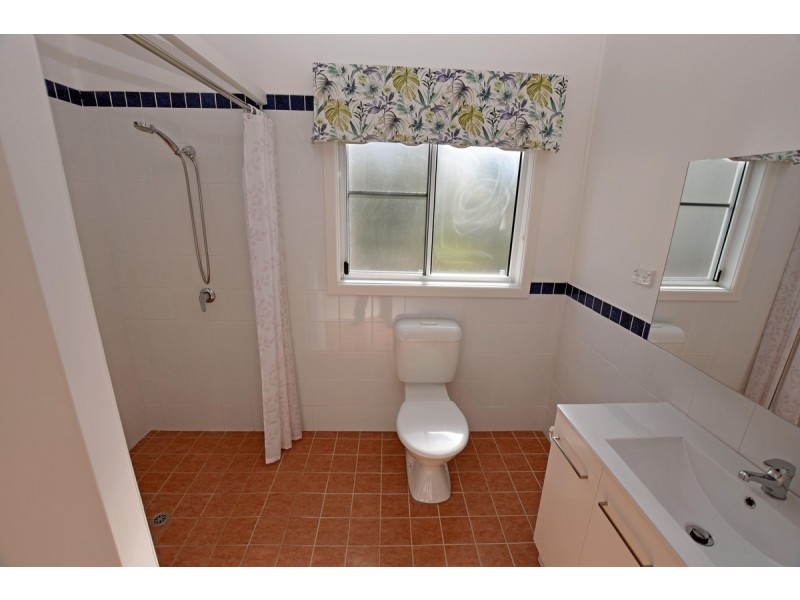 19 Lake Street, Laurieton NSW 2443