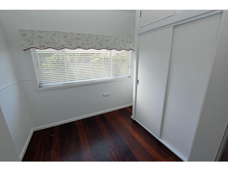 19 Lake Street, Laurieton NSW 2443