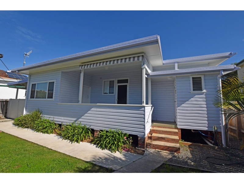 19 Lake Street, Laurieton NSW 2443