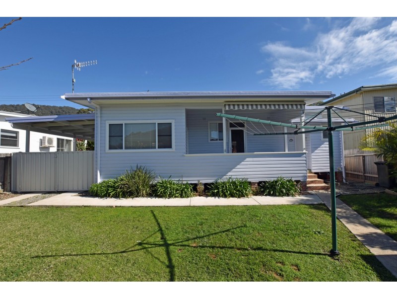 19 Lake Street, Laurieton NSW 2443