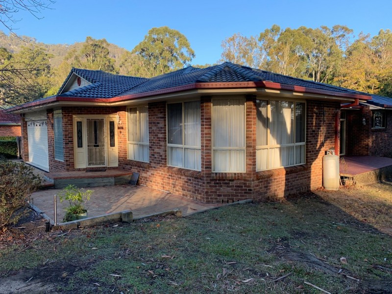 21 Lakeview Crescent, West Haven NSW 2443