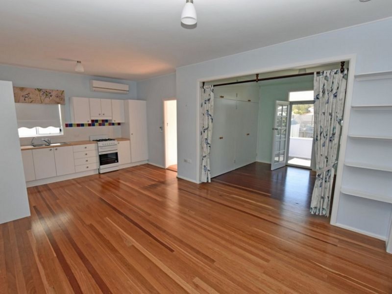 19 Lake Street, Laurieton NSW 2443