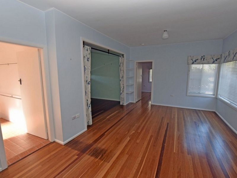 19 Lake Street, Laurieton NSW 2443