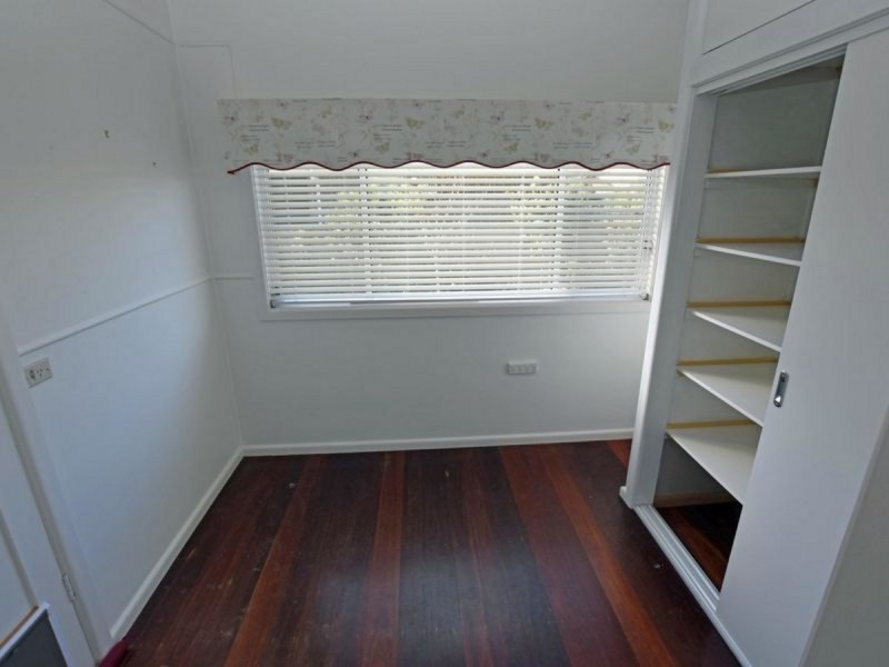 19 Lake Street, Laurieton NSW 2443