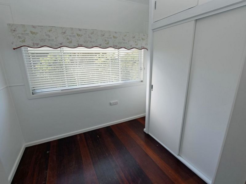 19 Lake Street, Laurieton NSW 2443