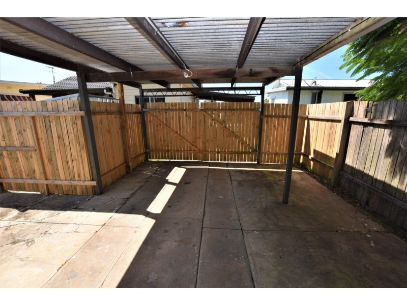 B/10 George Street, Laurieton NSW 2443