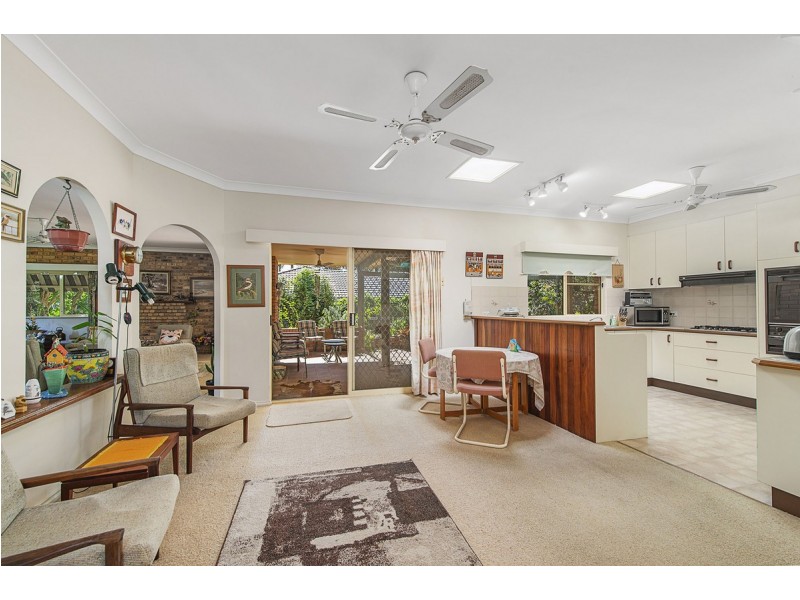 8 Lakeview Crescent, West Haven NSW 2443