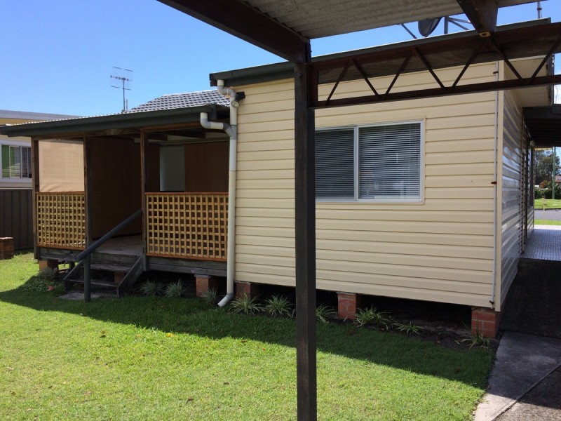 10 George  Street, Laurieton NSW 2443