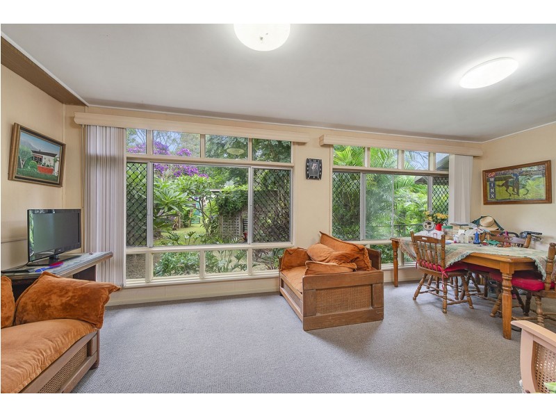 4 Lake Street, Laurieton NSW 2443