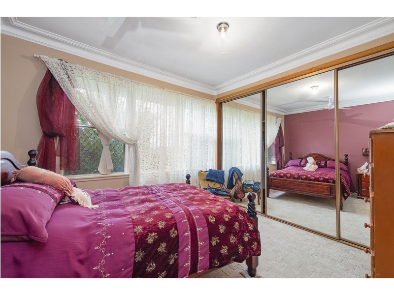 4 Lake Street, Laurieton NSW 2443