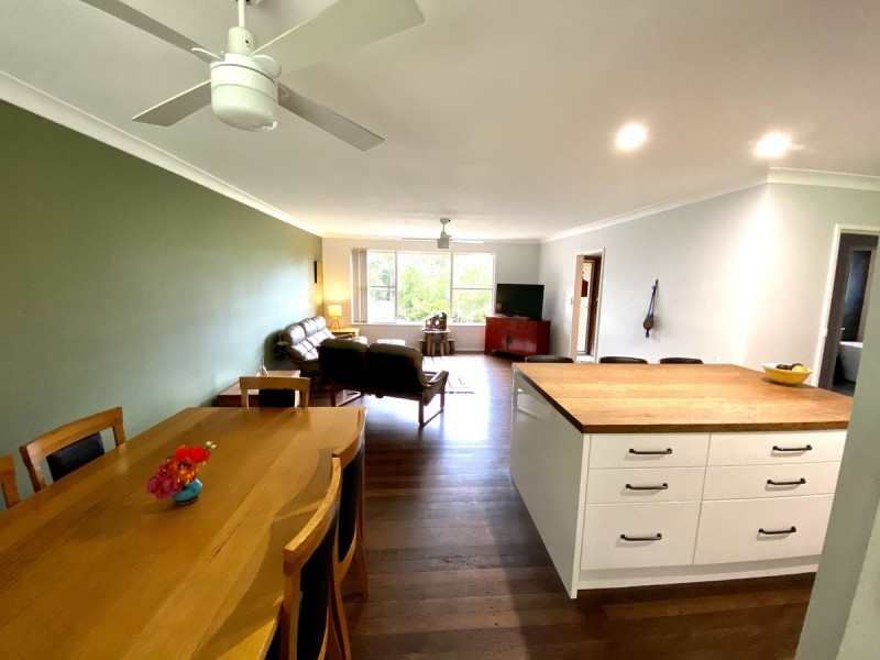 394 Ocean Drive, Laurieton NSW 2443