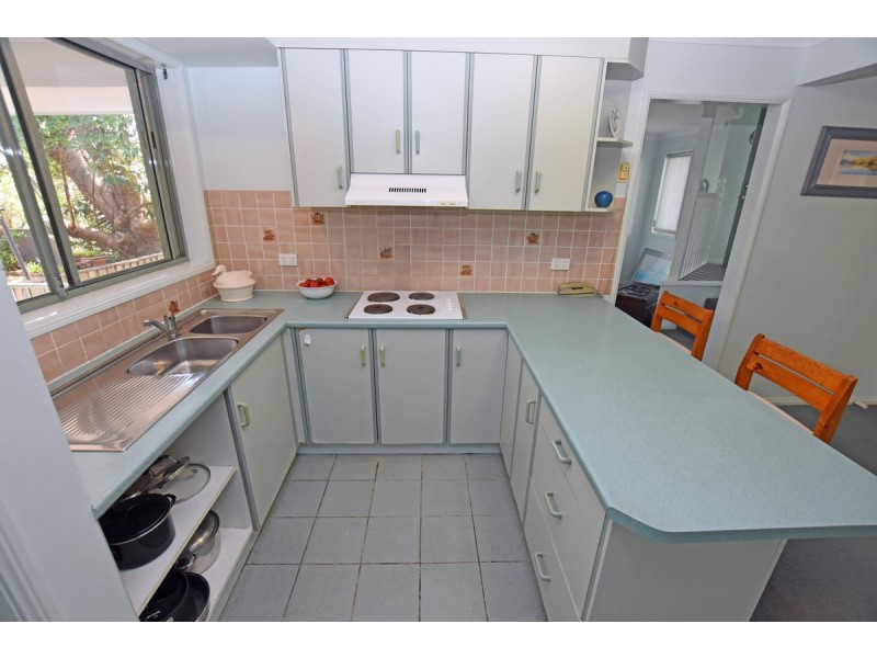 5/1649 Ocean Drive, Lake Cathie NSW 2445