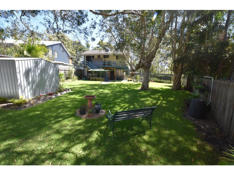 2 Haven Circuit, Laurieton NSW 2443