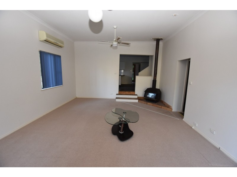 34 Lord Street, Laurieton NSW 2443