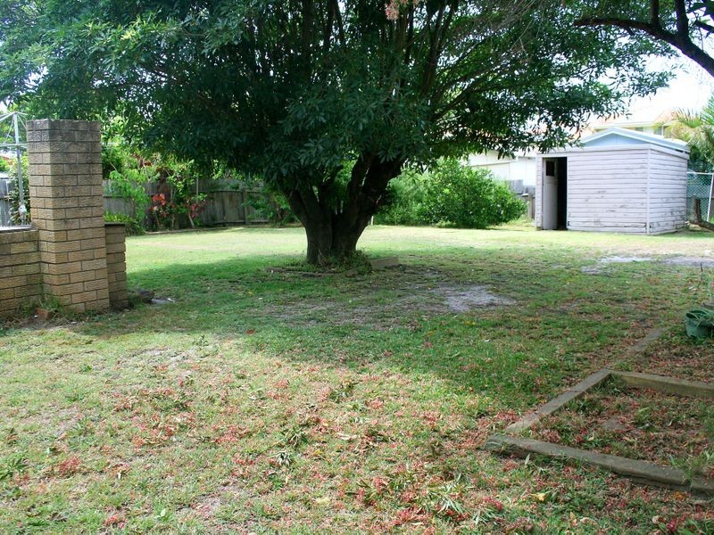 8 Lepemi Place, North Haven NSW 2443