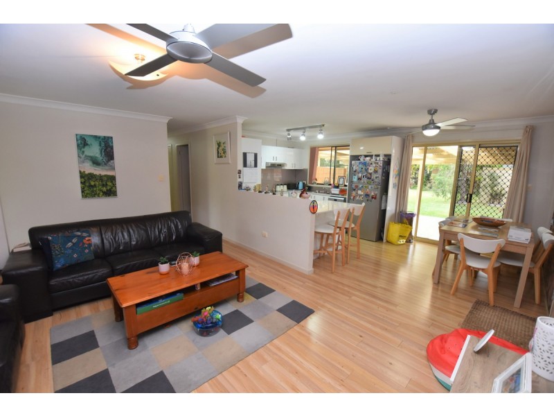 16 Honeysuckle Avenue, Lakewood NSW 2443