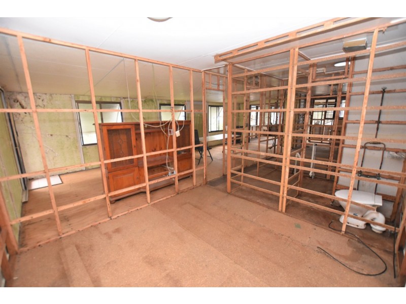 I/2 Sixth Avenue, North Haven NSW 2443