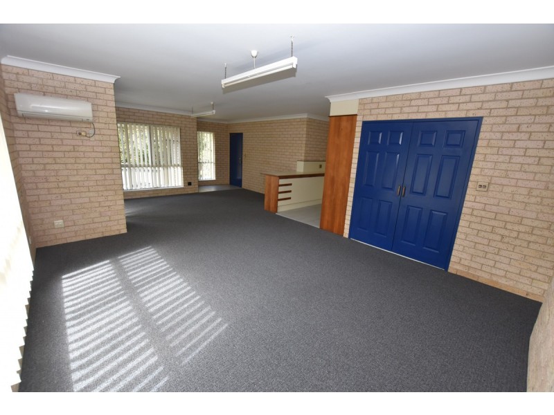 4/5A Gow Place, Laurieton NSW 2443