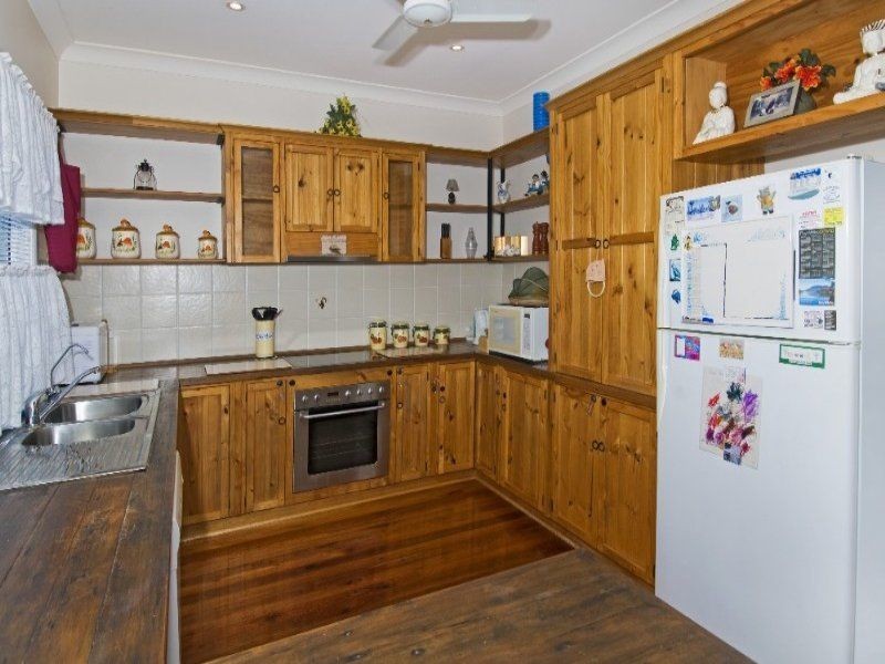 17 Castle Street, Laurieton NSW 2443