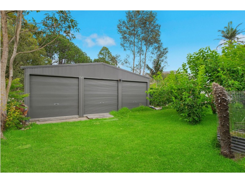 16 Thomas Street, Johns River NSW 2443