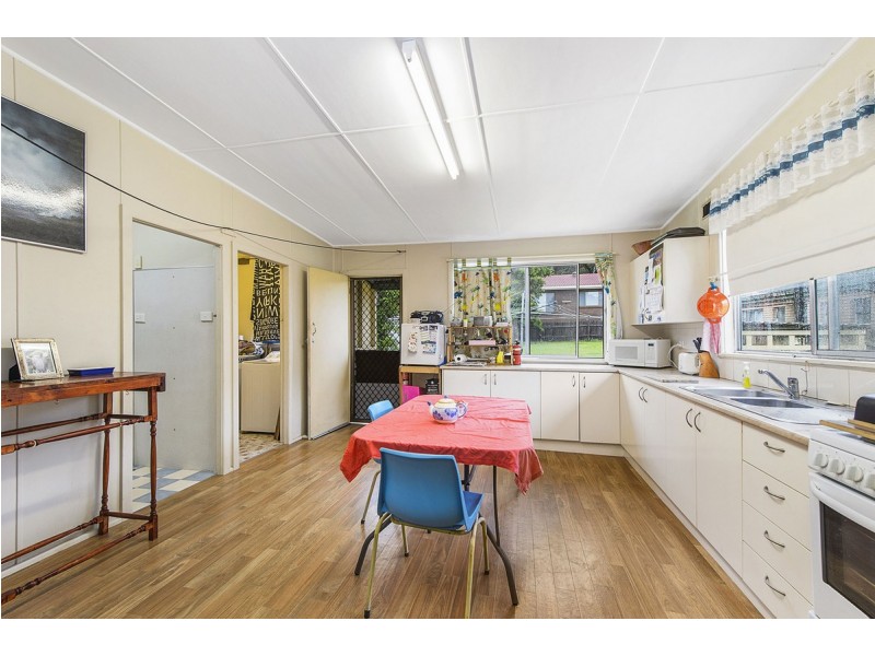 10 Kew Road, Laurieton NSW 2443