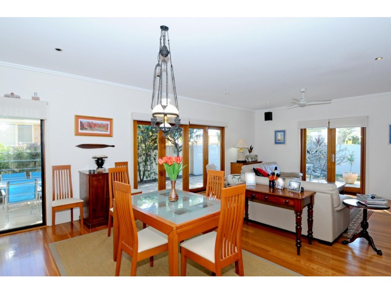 1 Bayside Avenue, North Haven NSW 2443