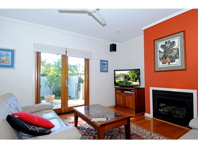 1 Bayside Avenue, North Haven NSW 2443