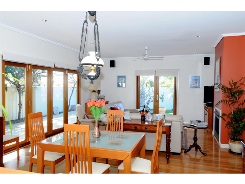 1 Bayside Avenue, North Haven NSW 2443