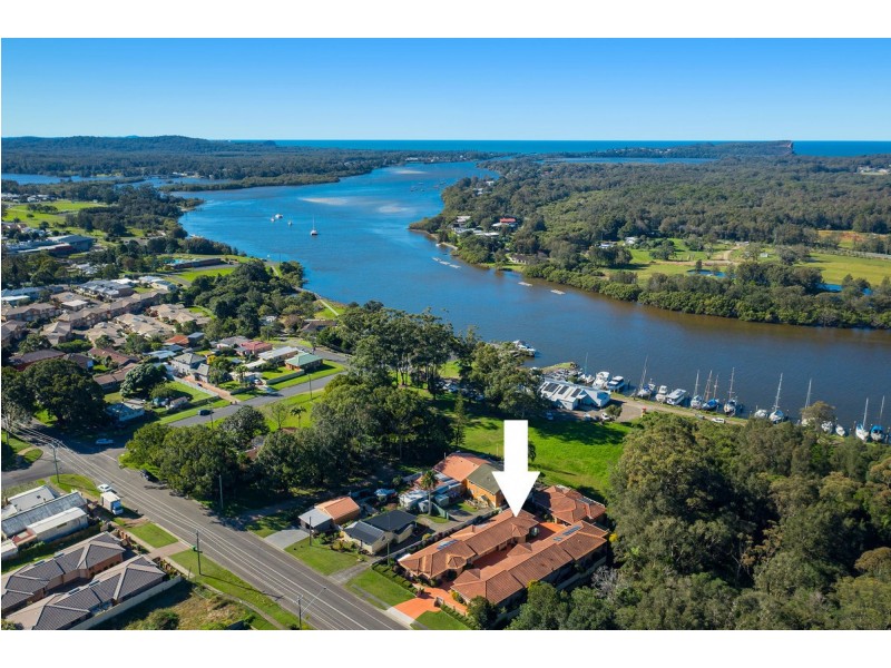 2/13 Bold Street, Laurieton NSW 2443