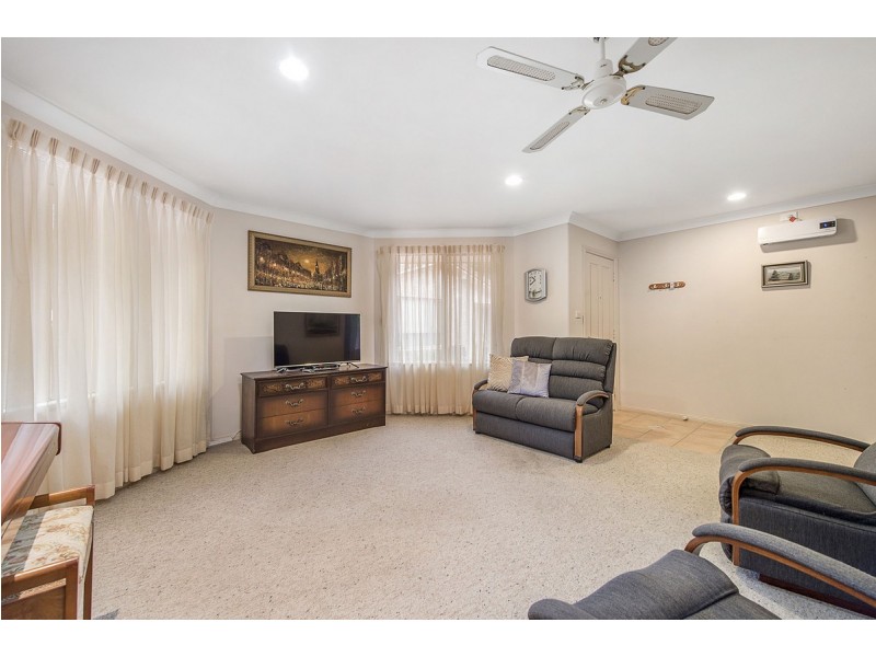 2/13 Bold Street, Laurieton NSW 2443