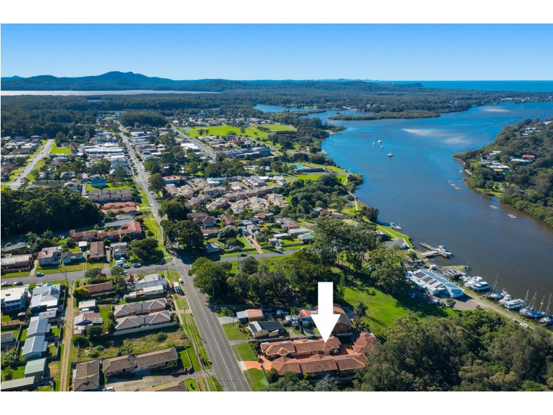 2/13 Bold Street, Laurieton NSW 2443