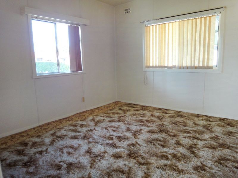 8 George Street, Laurieton NSW 2443