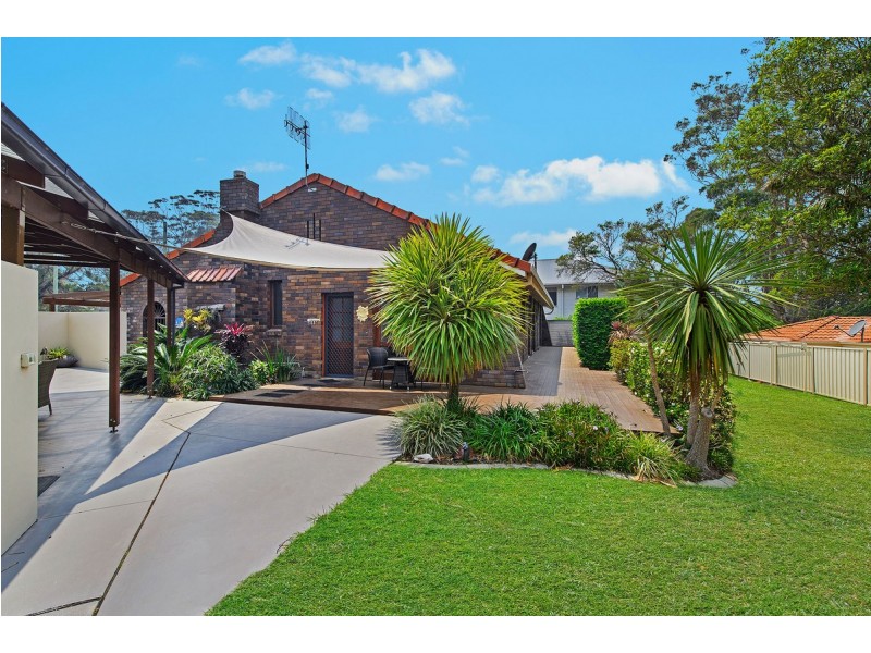 11 Bold Street, Laurieton NSW 2443