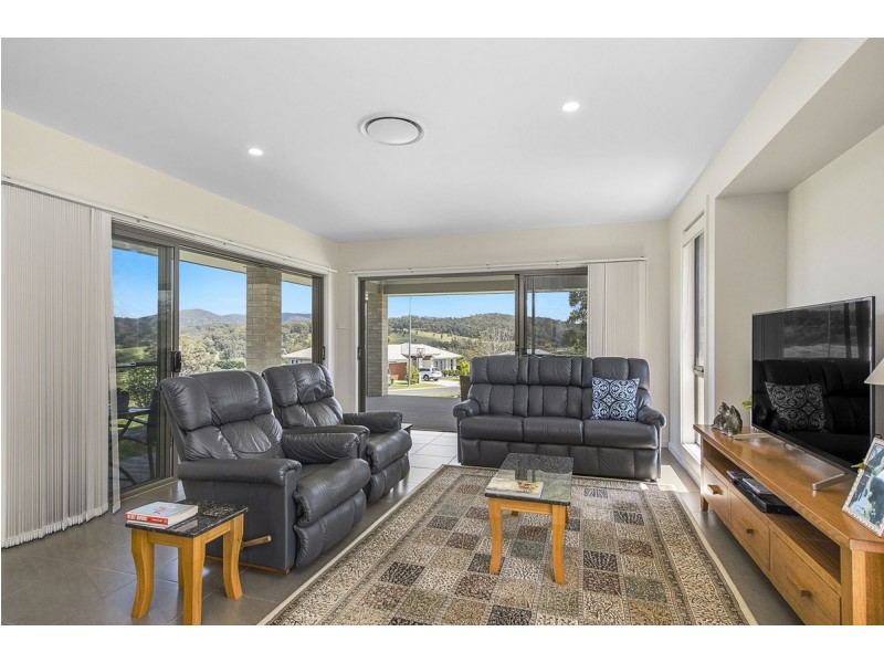 18 Red Cedar Ridge, Kew NSW 2439