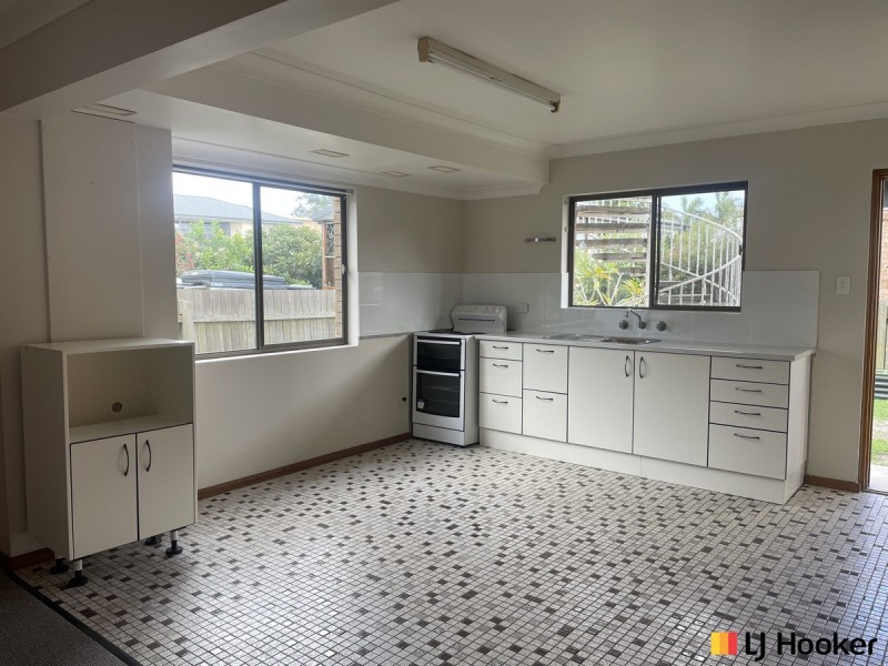 2/47 The Parade, North Haven NSW 2443