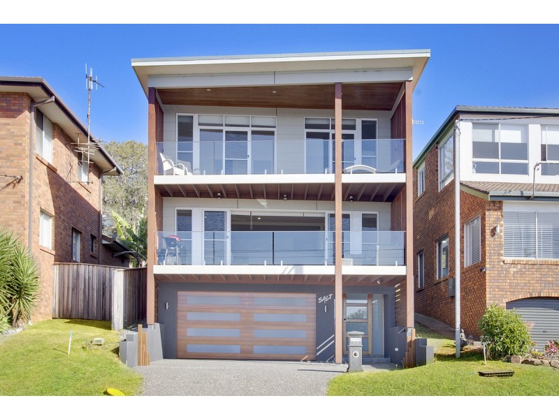 975 Ocean Drive, Bonny Hills NSW 2445