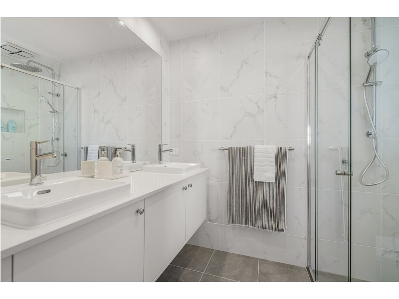 15 Marine Parade, Lake Cathie NSW 2445