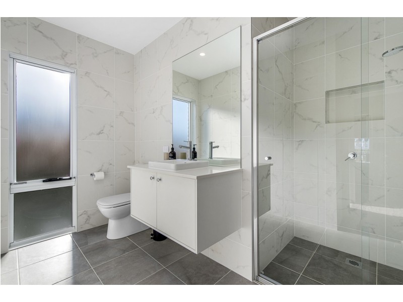 15 Marine Parade, Lake Cathie NSW 2445