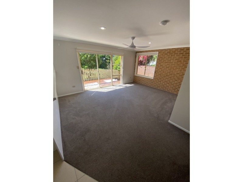2/73 Norman Street, Laurieton NSW 2443