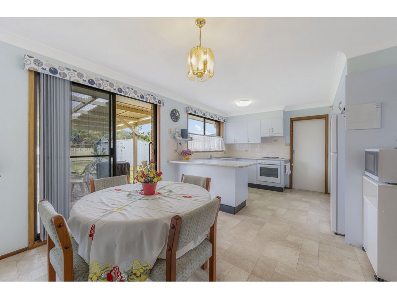 8 Honeysuckle Avenue, Lakewood NSW 2443