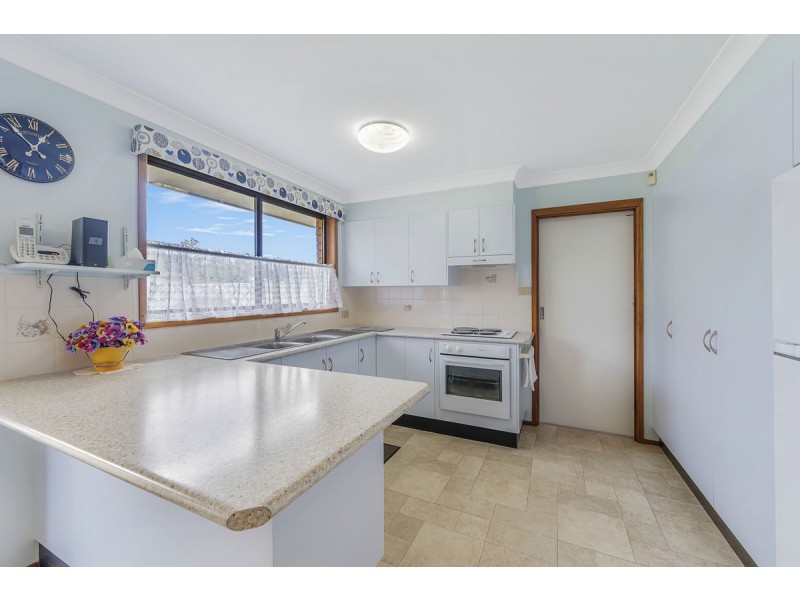 8 Honeysuckle Avenue, Lakewood NSW 2443