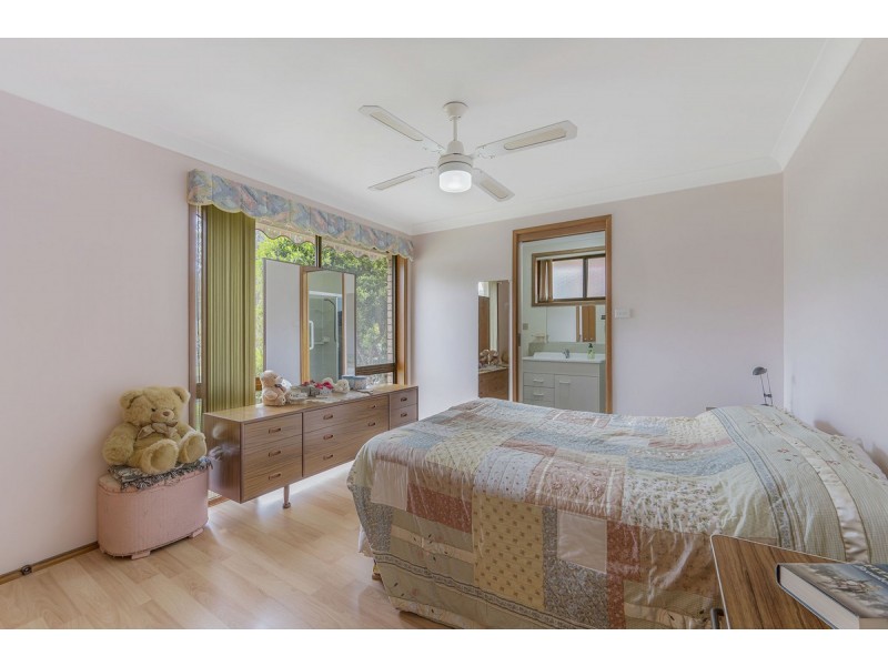 8 Honeysuckle Avenue, Lakewood NSW 2443