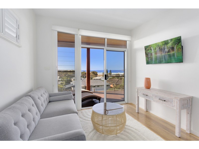 975 Ocean Drive, Bonny Hills NSW 2445