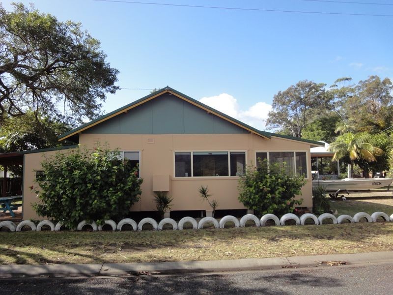 1 River Street, North Haven NSW 2443