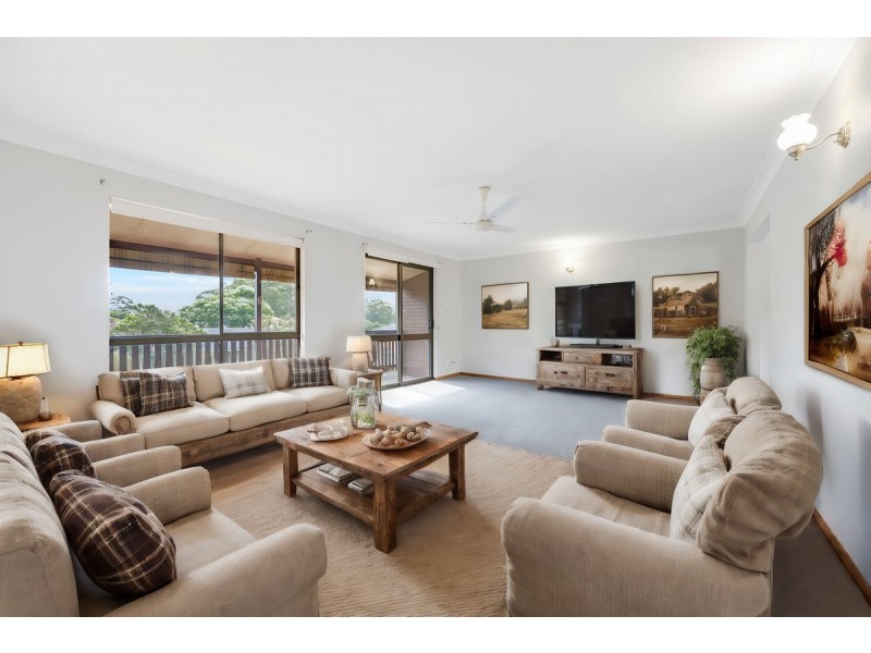 6 Blackbutt Crescent, Laurieton NSW 2443