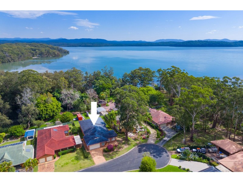 21 Lakeview Crescent, West Haven NSW 2443